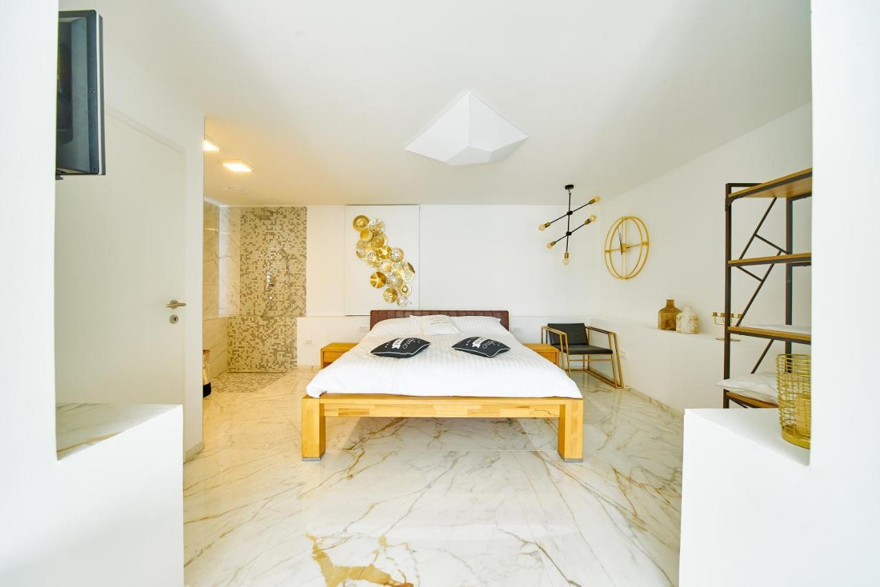 Gallery Luxury Suites & Rooms Split Exterior foto